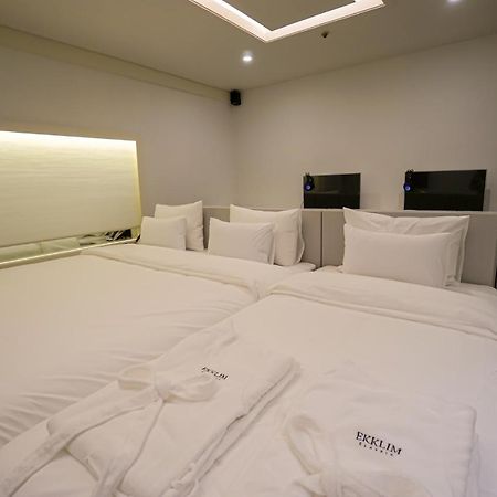Ekklim Classic Hotel Pyeongtaek Extérieur photo