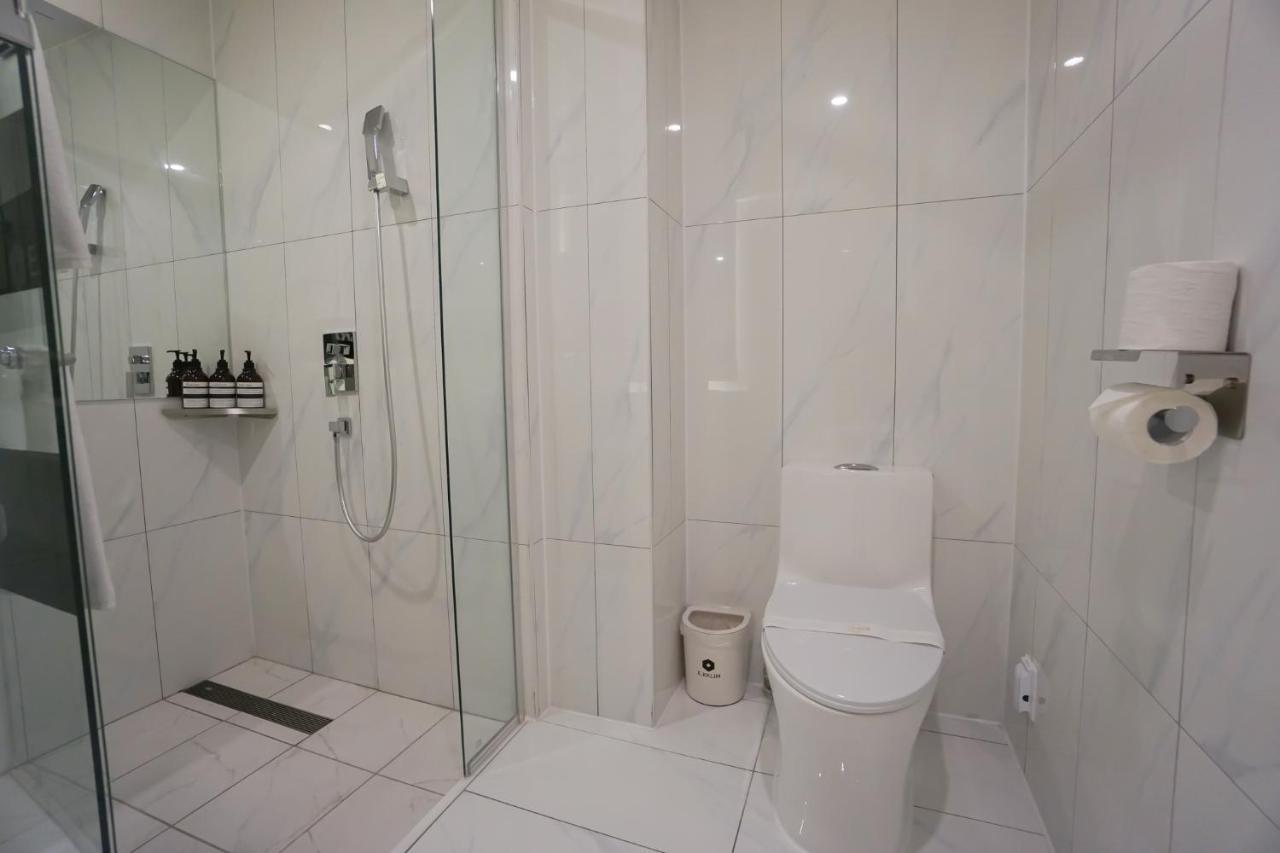 Ekklim Classic Hotel Pyeongtaek Extérieur photo